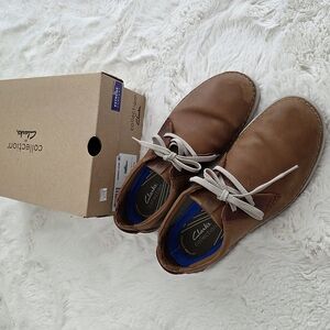 Clarks Brown Chukka Boots Stylish and Comfortable